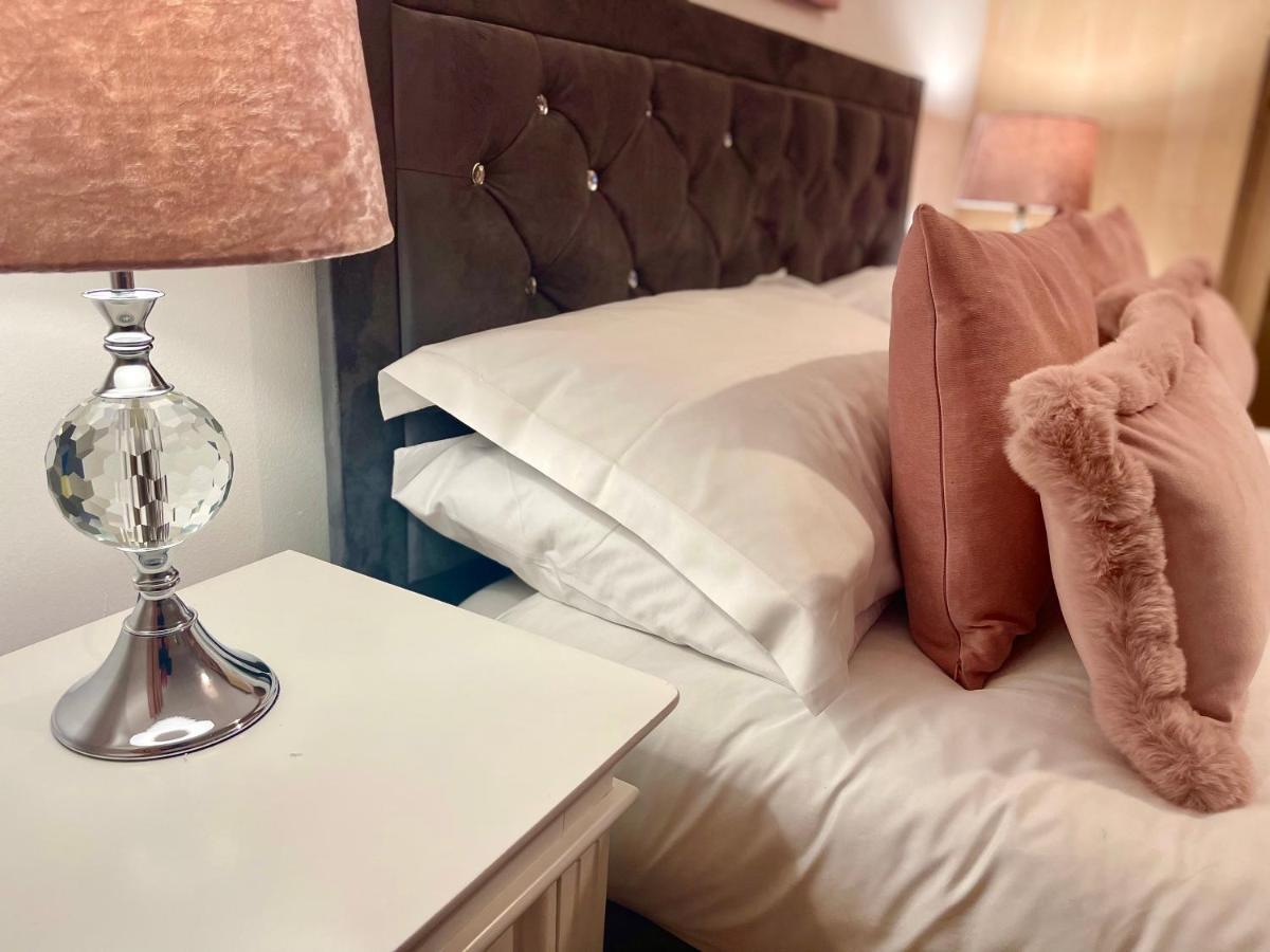 Penderi House Usk With Cymru Holidays Экстерьер фото